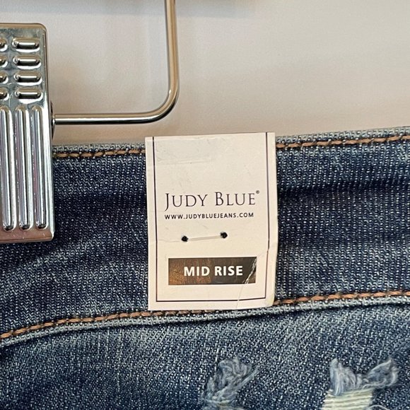 NWT Judy Blue Los Angeles Womens 22W Mid Rise Distressed Skinny Jeans JB88177 - Picture 14 of 16